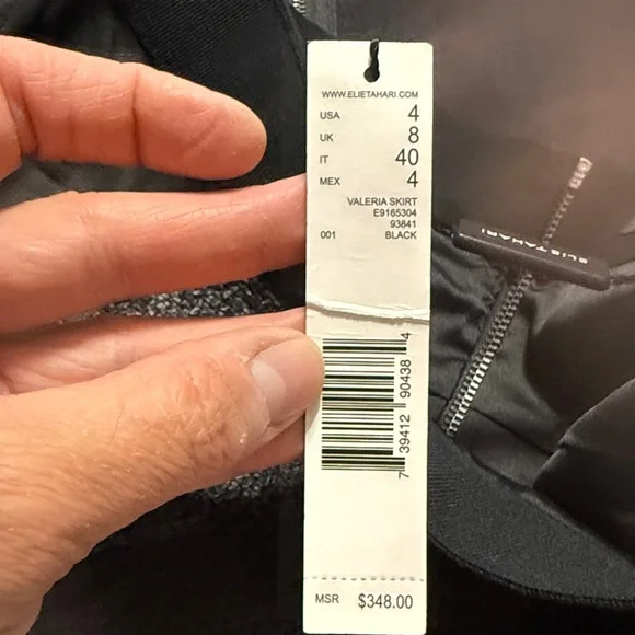 Elie Tahari Valeria Lamb Leather Panel Pencil Skirt Size: 4 Length: 20.5” - Picture 6 of 9